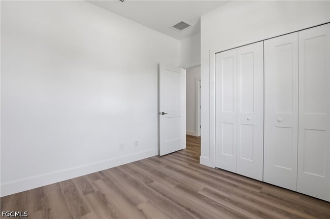 Building Photo - 4708 27th St SW