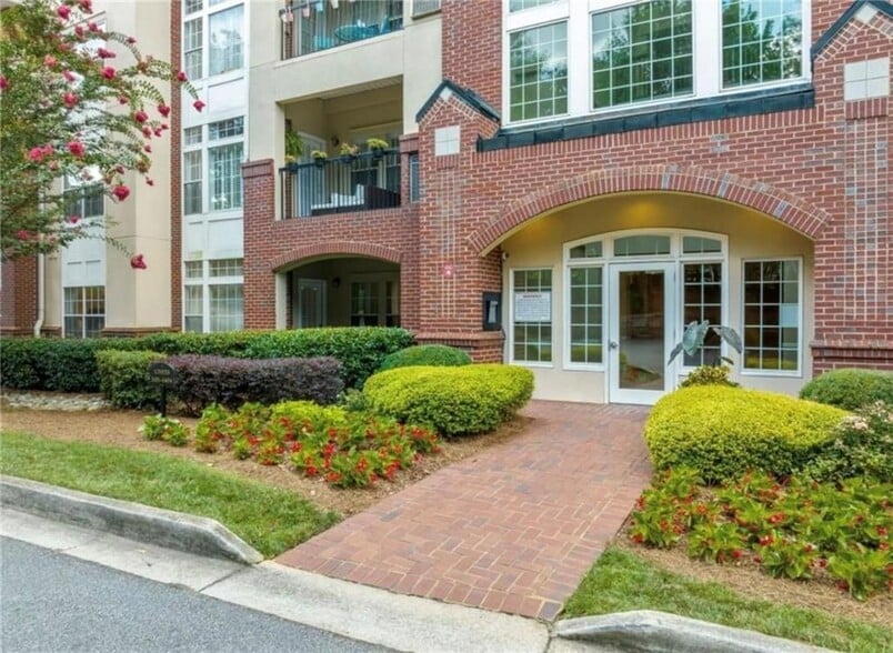 Building Photo - 3636 Habersham Rd NW
