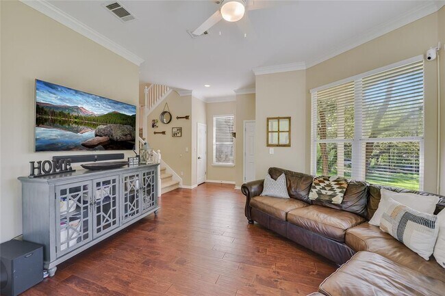 Building Photo - 15316 Oklahoma St