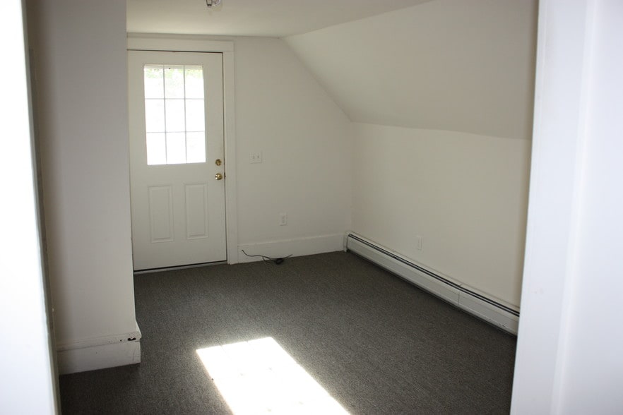 Building Photo - 43 N Willard St