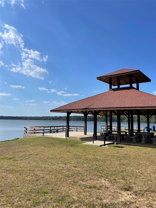 Building Photo - 2019 Iris Hls Ln