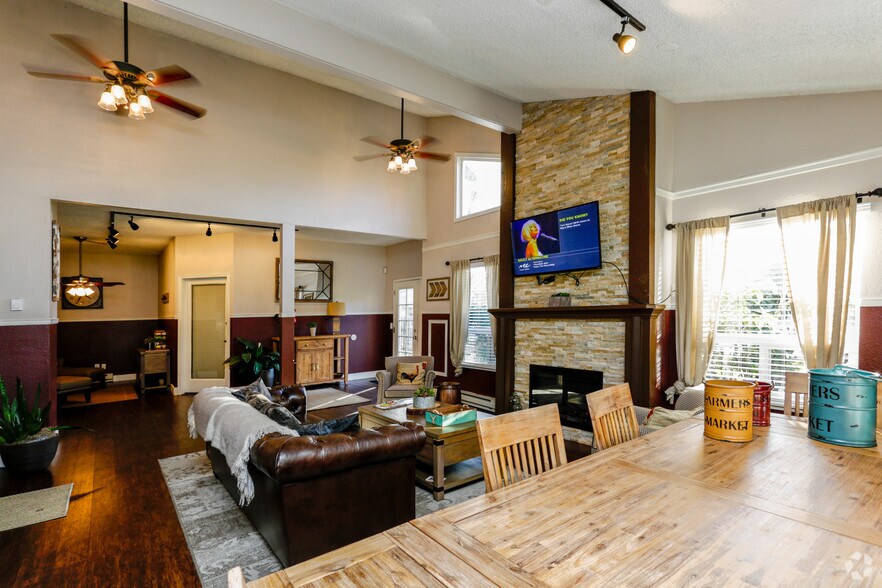 Brookstone 3231 S 204th St Seattle WA 98198 Apartment Finder