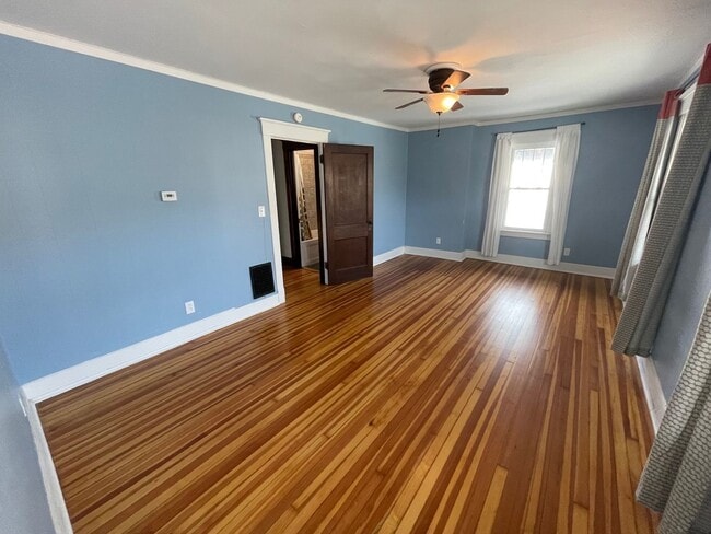 Building Photo - Unique House in Historic Neighborhood!
