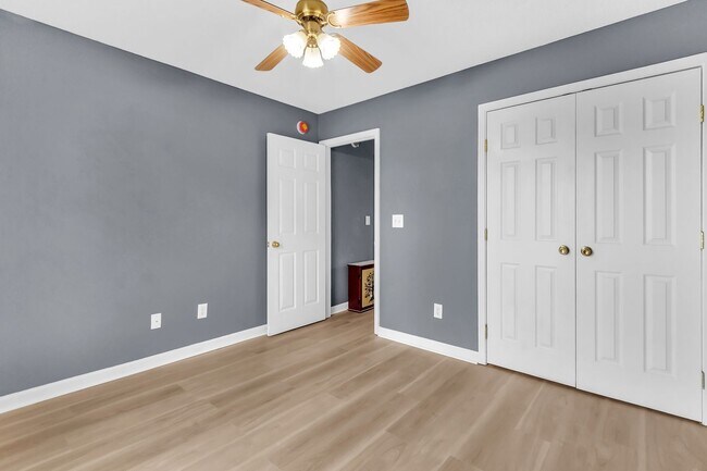 Building Photo - ** 3 Bed 2 Bath located in Cotton Lakes ** Call 334-366-9198 to schedule a self tour