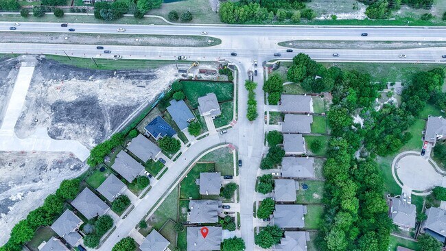 Building Photo - 3105 Whispering Pine Blvd