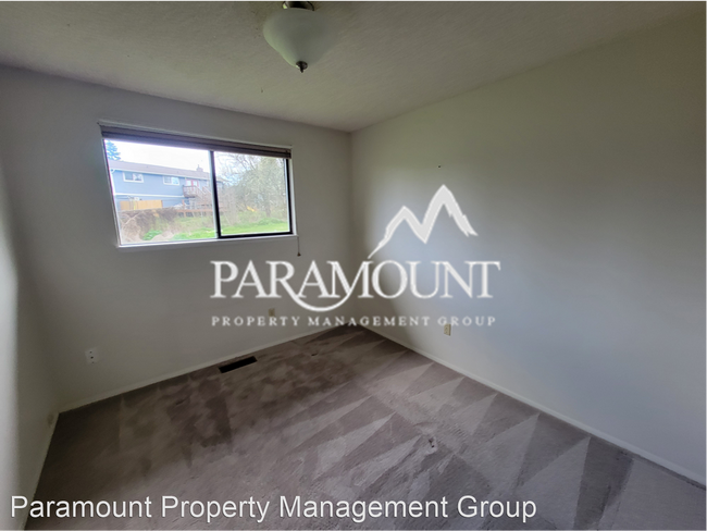 Building Photo - 3 br, 1.5 bath House - 1489 SE Bethel Vall...