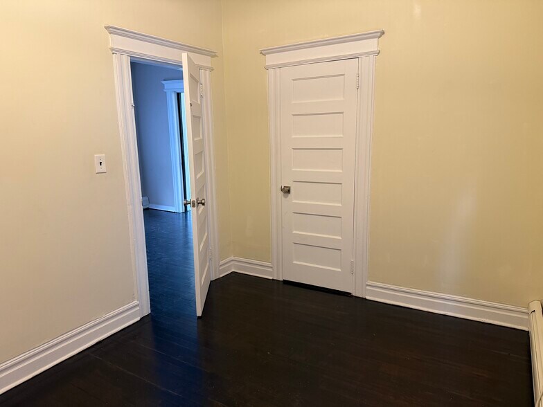 Building Photo - 353 Millburn Ave