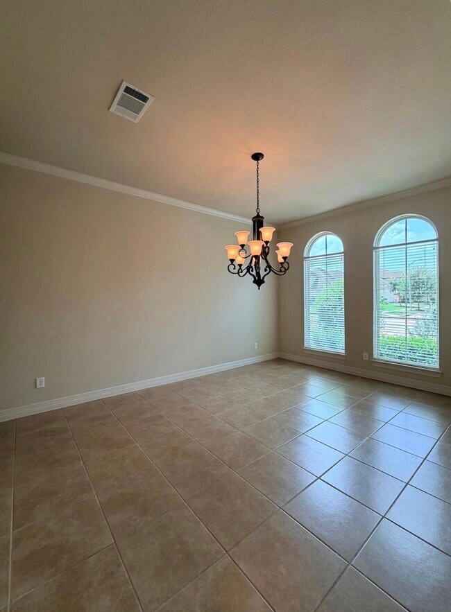 Building Photo - 5423 Lachlan Springs Ln