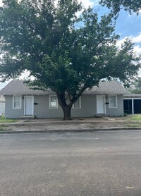 Building Photo - 406 22nd St