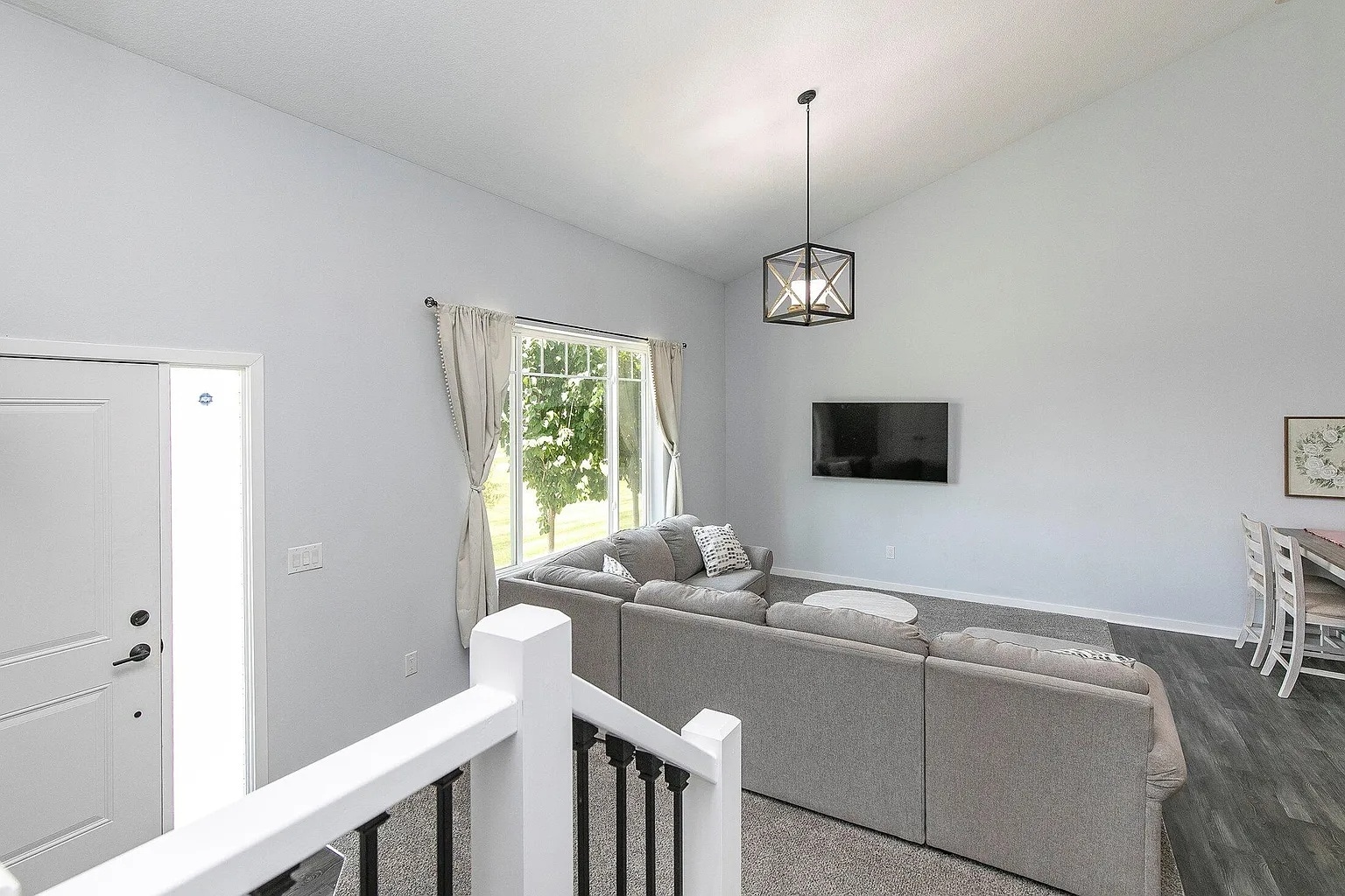 Building Photo - 481 10th St