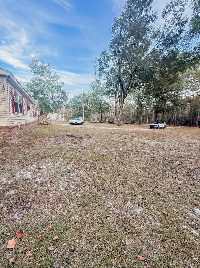 Building Photo - 106 Dolly Dr