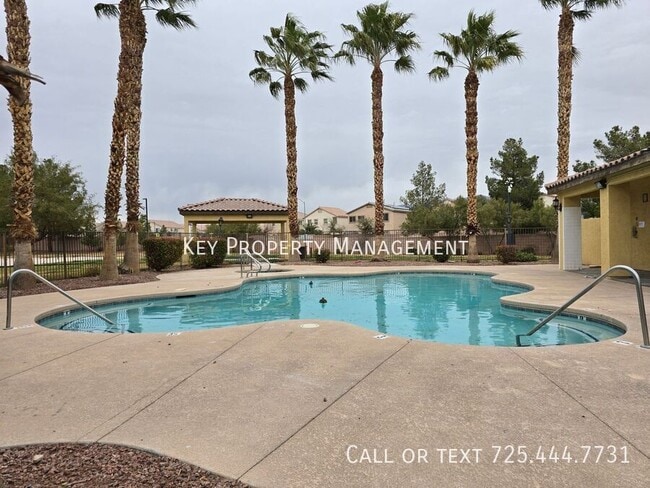 Building Photo - 5950 Barbosa Dr