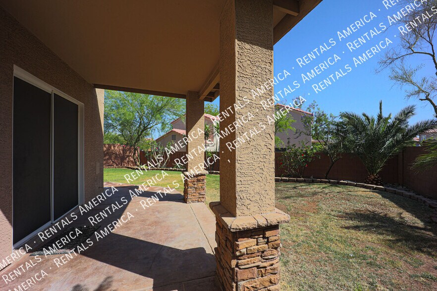 Building Photo - 15550 N Frank Lloyd Wright Blvd