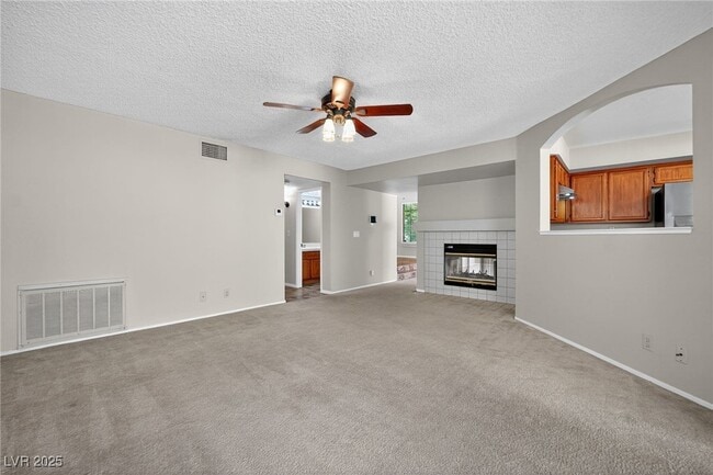 Building Photo - 3241 Ventana Hills Dr