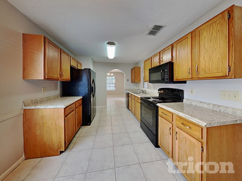 Building Photo - 2999 Tuscarora Tr