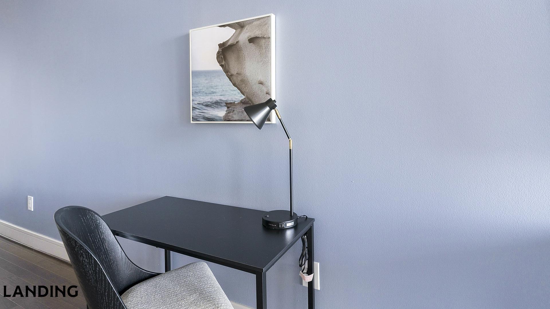 Building Photo - 777 Preston St