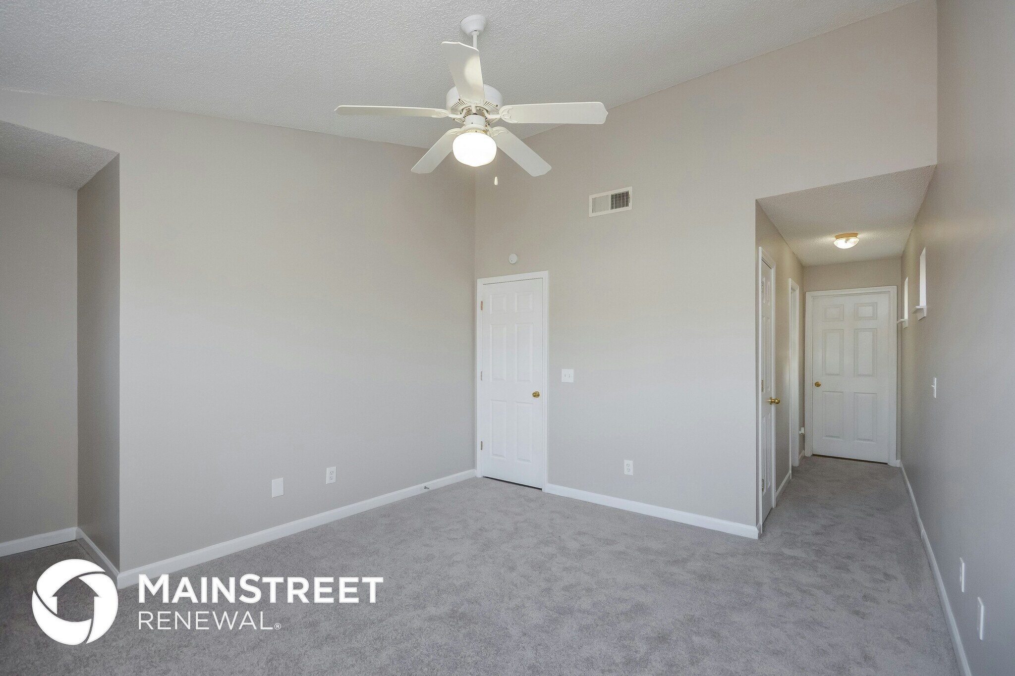 Building Photo - 325 Coral Cir