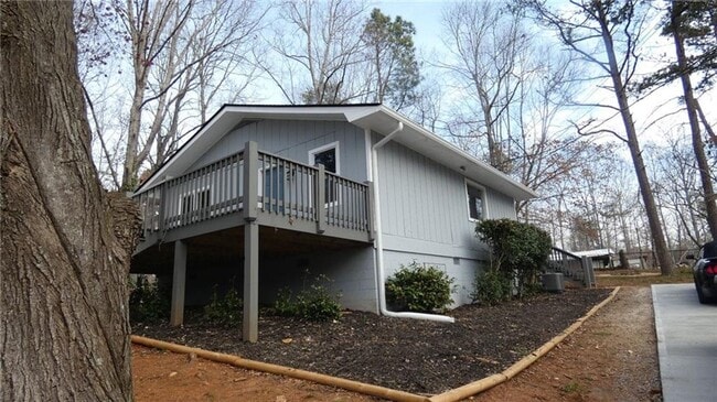 Building Photo - 2 Bed/1 bath single family home in Forsyth...