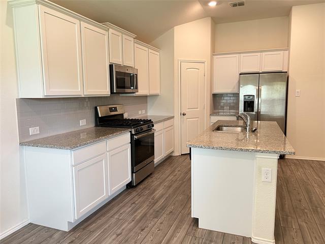 Building Photo - 1450 Acmite Ave