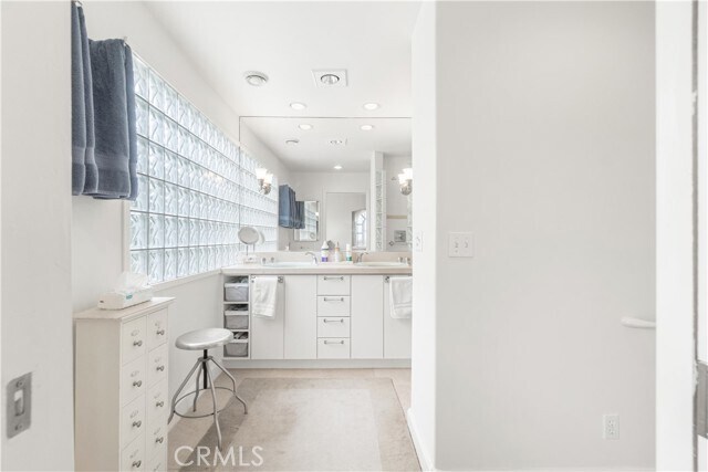 Building Photo - 28303 Golden Meadow Dr