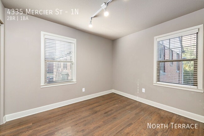 Building Photo - 4335 Mercier St