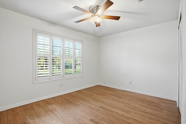 Building Photo - 212 Pheasant Run