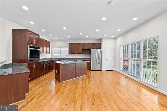 Building Photo - 13646 Sweet Woodruff Ln