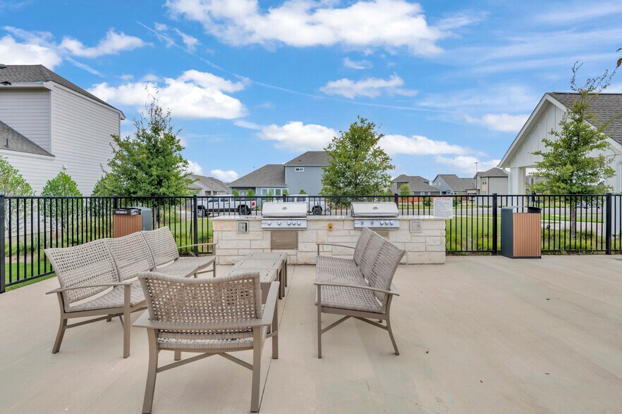 Building Photo - 8616 Torrita Dr