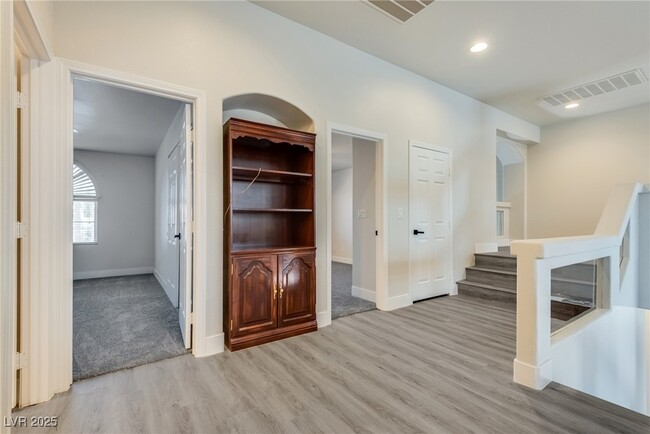 Building Photo - 3913 Diamond Ridge St