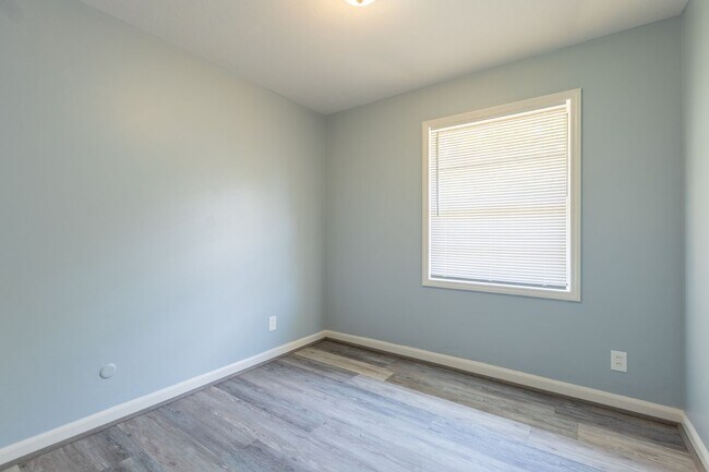 Building Photo - Newly Renovated 3/1.5 Home in East Columbus
