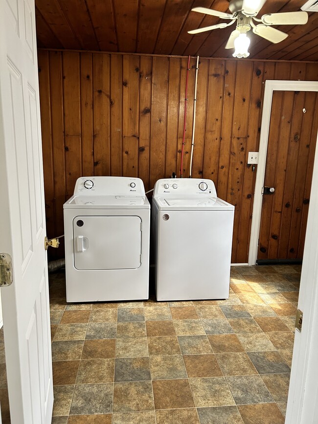 Brand new washer & dryer - 1521 Harper Rd