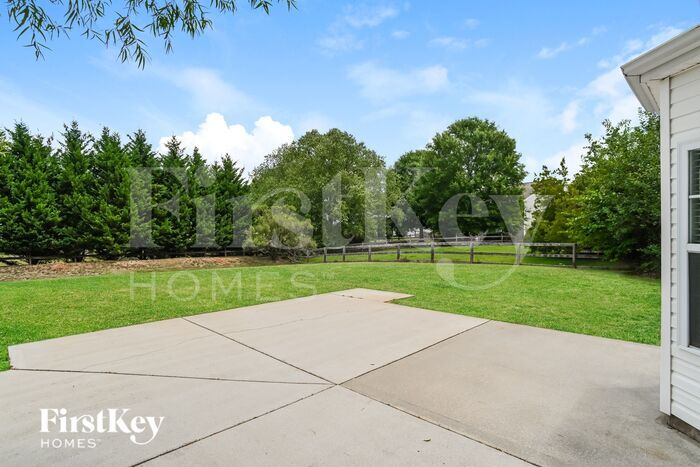 Building Photo - 4704 Sandtyn Dr