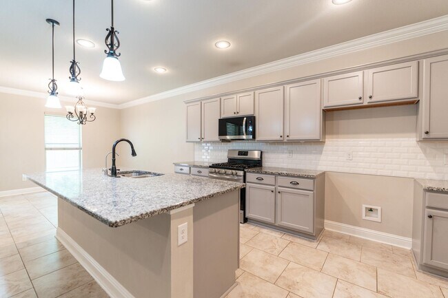 Building Photo - Beautiful 3 bed/2 bath home in Willow Heights