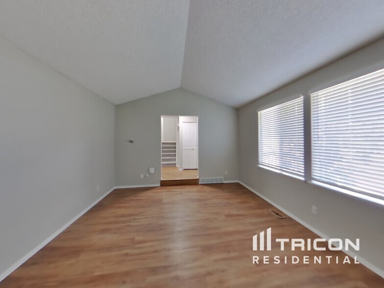 Building Photo - 31811 24th Ave SW