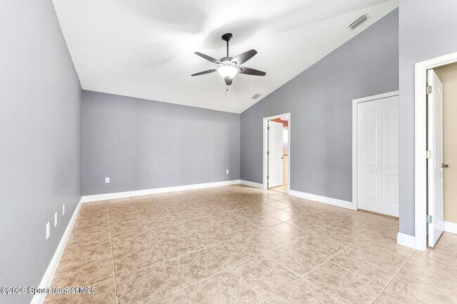 Building Photo - 3084 Constellation Dr
