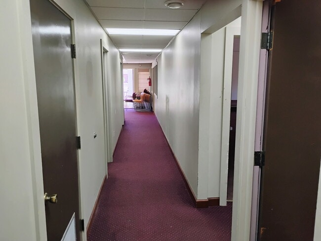 Building Photo - 6410 Normandy Dr
