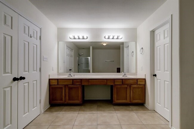 Building Photo - 4514 Evergreen Mdw Ct