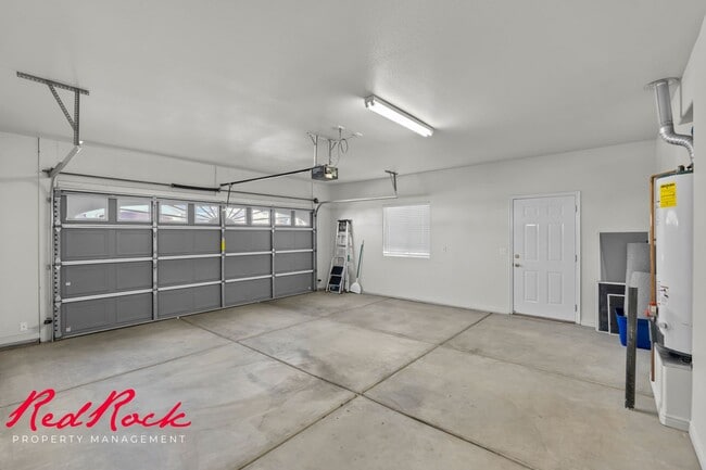 Building Photo - Newly Updated 2 Bedroom Home in Washington!
