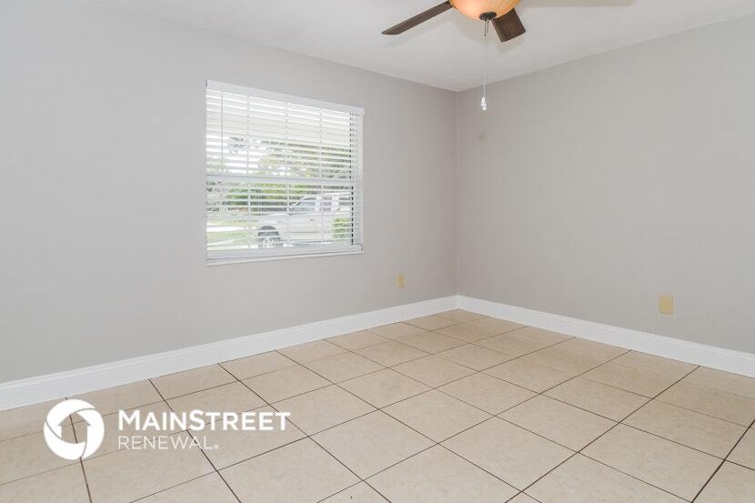 Building Photo - 2130 Liscard Rd W