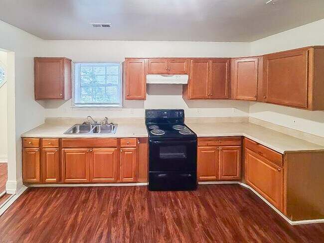 Building Photo - 144 Spring St