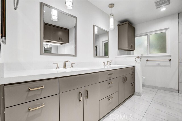 Building Photo - 22715 America Way