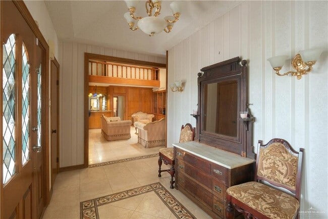 Building Photo - 36 Neuhaus Dr