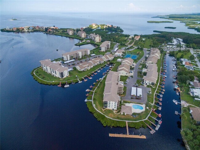 Primary Photo - 4550 Bay Blvd