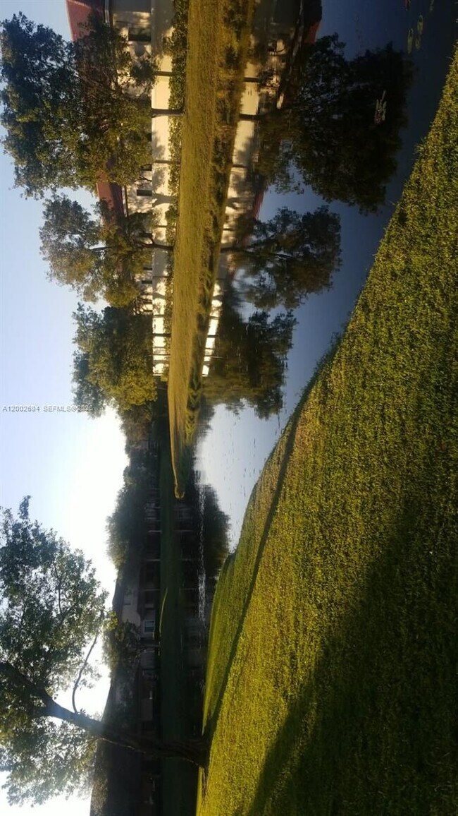 Building Photo - 3248 Coral Ridge Dr