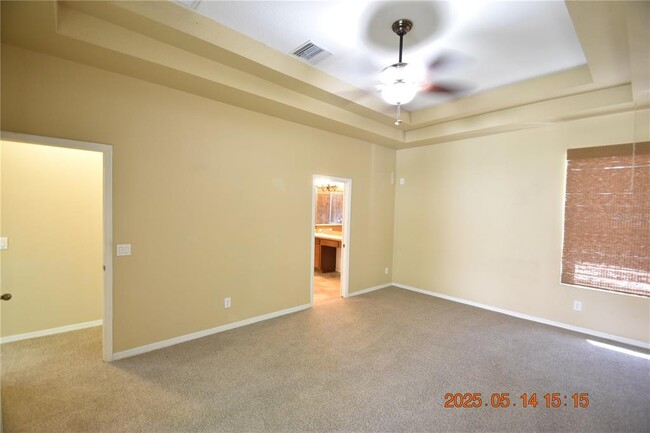 Building Photo - 27443 Edenfield Dr