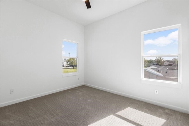 Building Photo - 7330 St Lo Rd