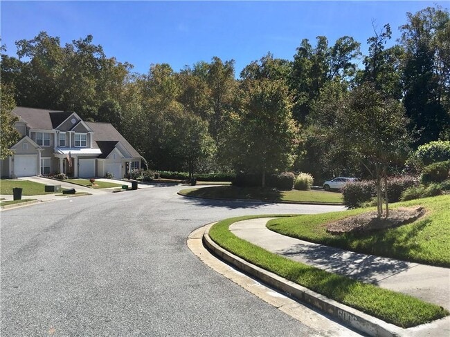 Building Photo - 6004 Falling Water Ct