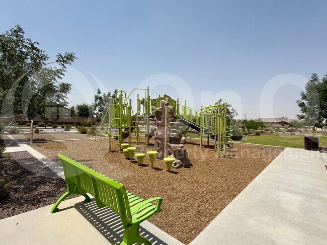 Building Photo - 16396 W Questa Dr