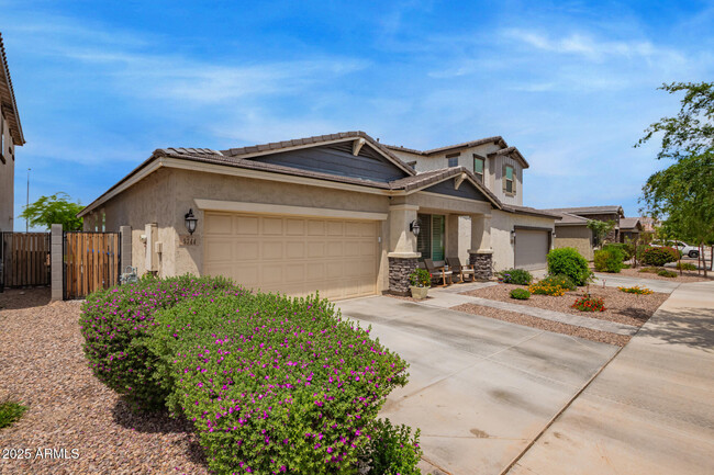 Building Photo - 5744 N 109th Ave