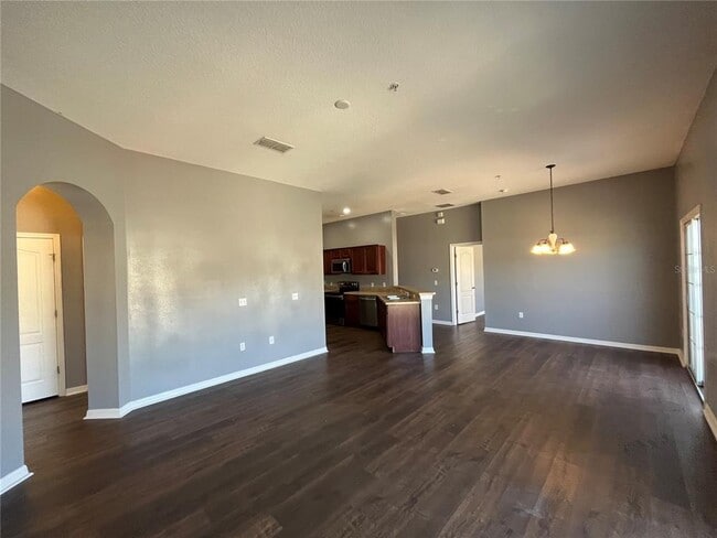 Building Photo - 7125 Red Lantern Dr